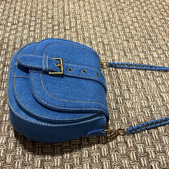HOUSE OF HARLOW 1960 denim cross body purse, good condition. - Picture 3 of 11